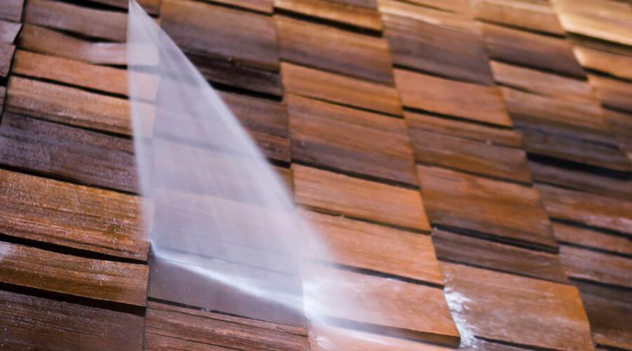 Professional gutter cleaning in Friona, TX